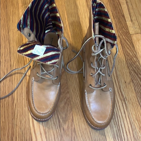 ✨Great Pair of Sperry’s Boots✨ - Picture 2 of 8